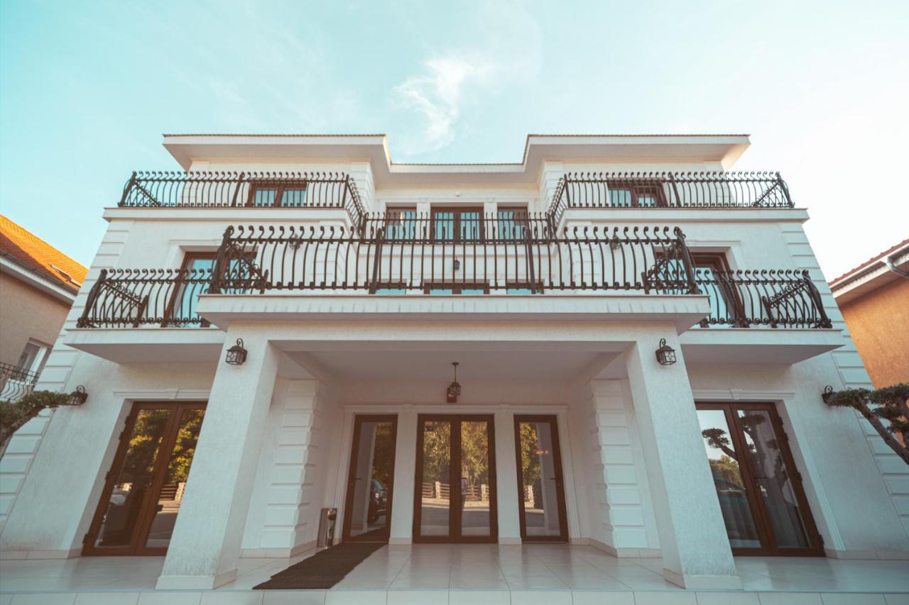 Vila Venus Sinmartin  Exterior photo