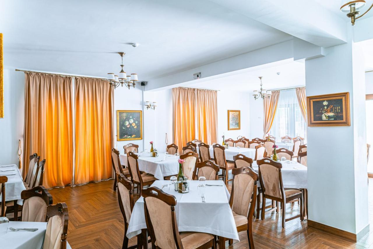 Vila Venus Sinmartin  Exterior photo